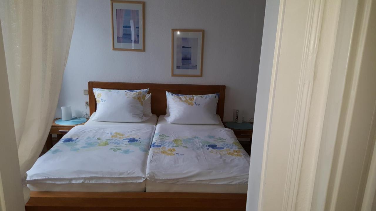 Haus Christiane Bed & Breakfast Cochem Exterior foto