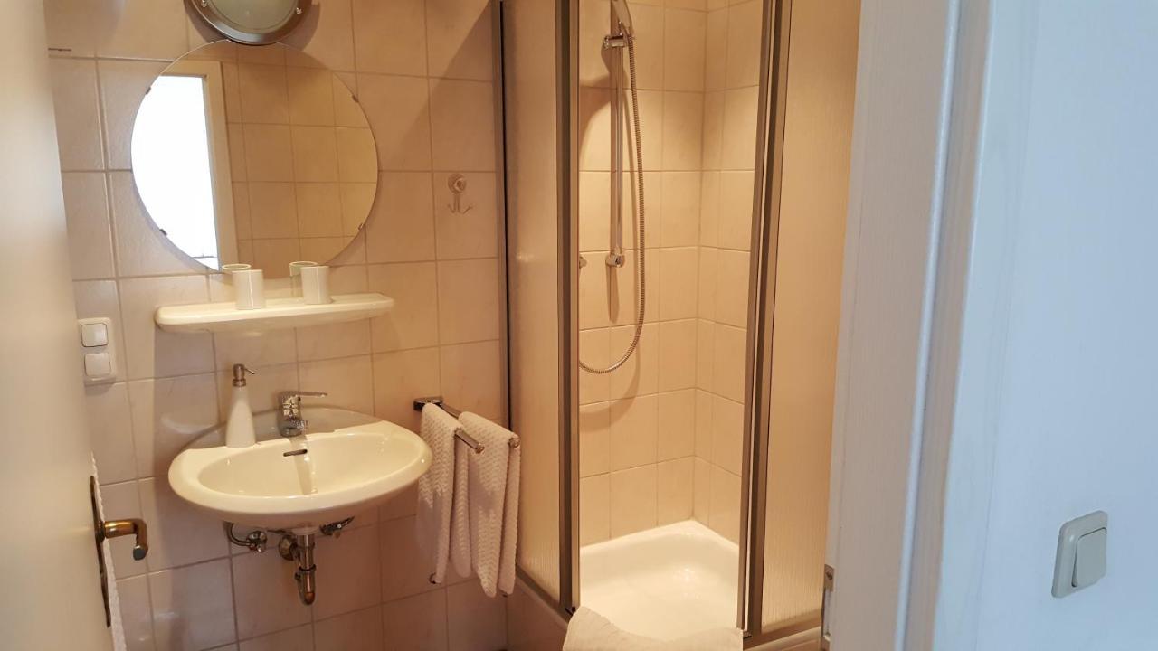 Haus Christiane Bed & Breakfast Cochem Exterior foto