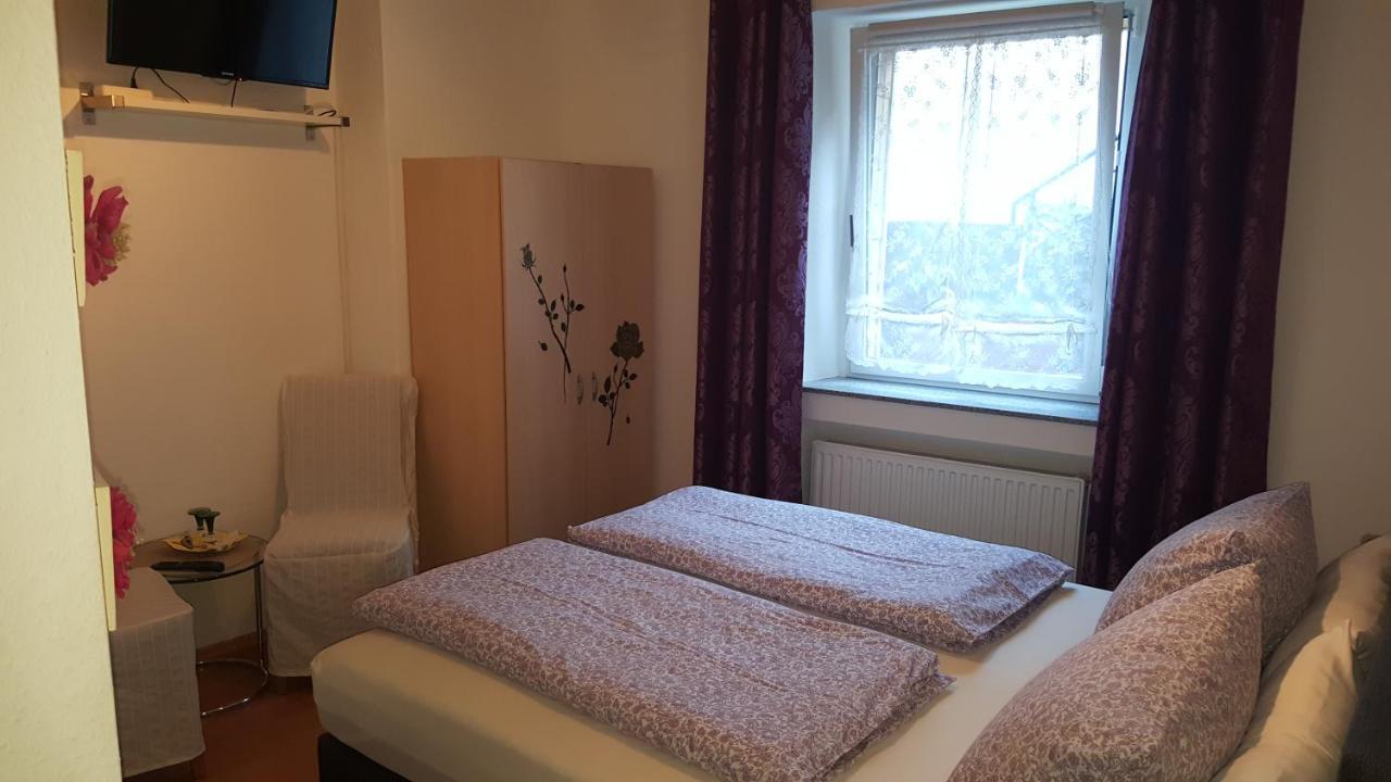 Haus Christiane Bed & Breakfast Cochem Exterior foto